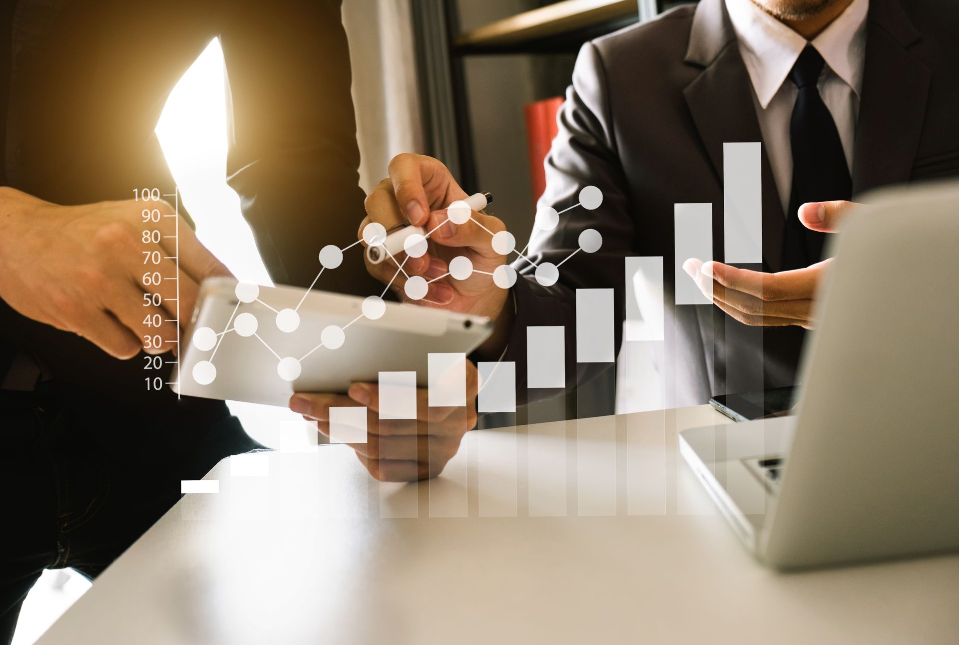 Business,Team,Meeting,Present.professional,Investor,Working,With,Finance,Managers,Task.